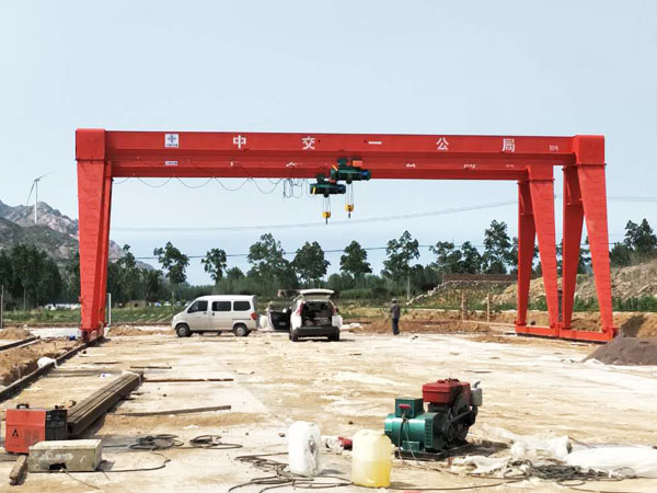 mh電動葫蘆門式起重機(jī)